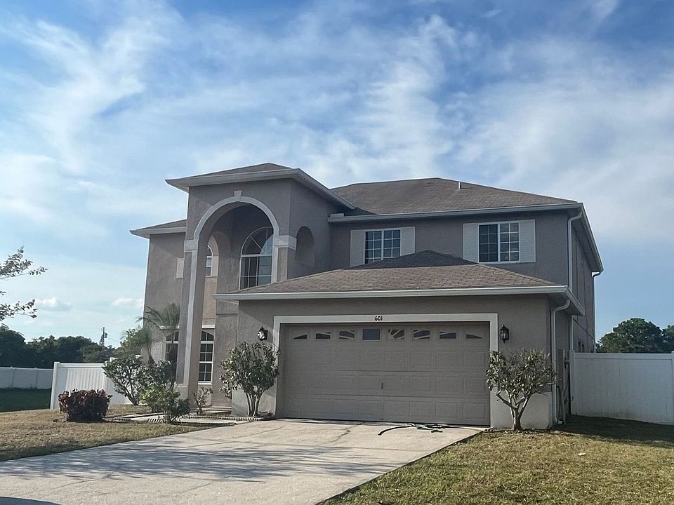 1st image of 601 Gull Dr