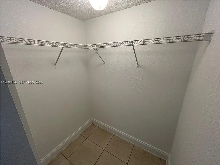 4205 N University Dr #112 — Photo 10