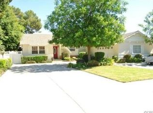 8018 Hatillo Ave, Winnetka, CA 91306