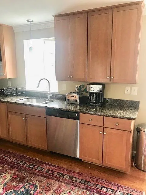 1 bed, 956 sqft, $2,350 — Photo 4