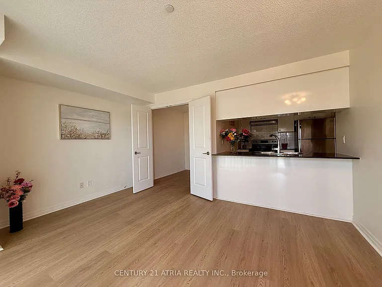 275 Yorkland Rd #303 — Photo 19