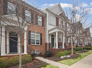 2312 Limehurst Dr, Atlanta, GA 30319