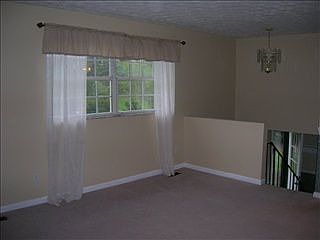 2nd image of 2 Bellway Dr