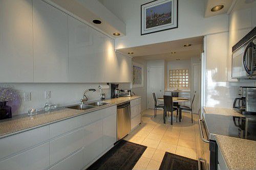 5th image of 28303 Sound View Dr S APT 403