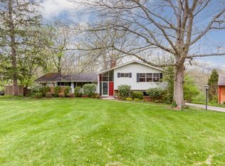 9457 Sherborn Dr, Cincinnati, OH 45231
