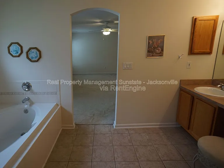 1721 Keswick Rd — Photo 17