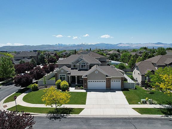 3rd image of 13224 S Woodridge Oak Cir