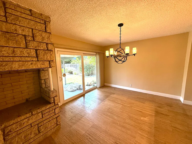 1872 W Chalet Ave — Photo 8