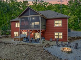 160 Julie Way, Pickens, SC 29671