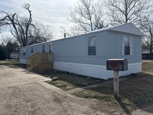 1200 W Carey Ln #B001, Wichita, KS 67217