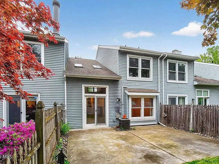 112 Stoney Creek Dr — Photo 29