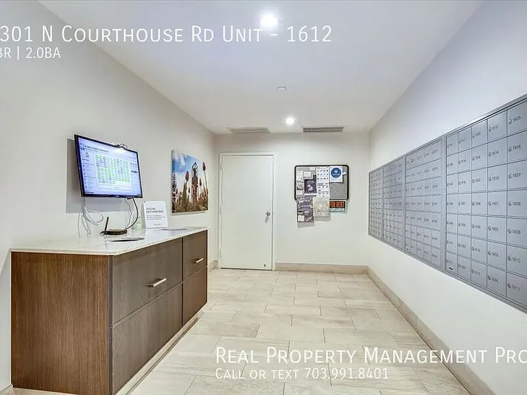1301 N Courthouse Rd #1612 — Photo 37