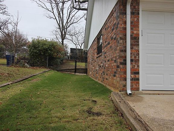 3rd image of 1625 W Parnell St