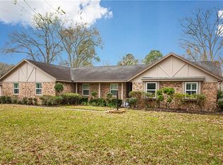 404 S Clear Creek Dr, Friendswood, TX 77546