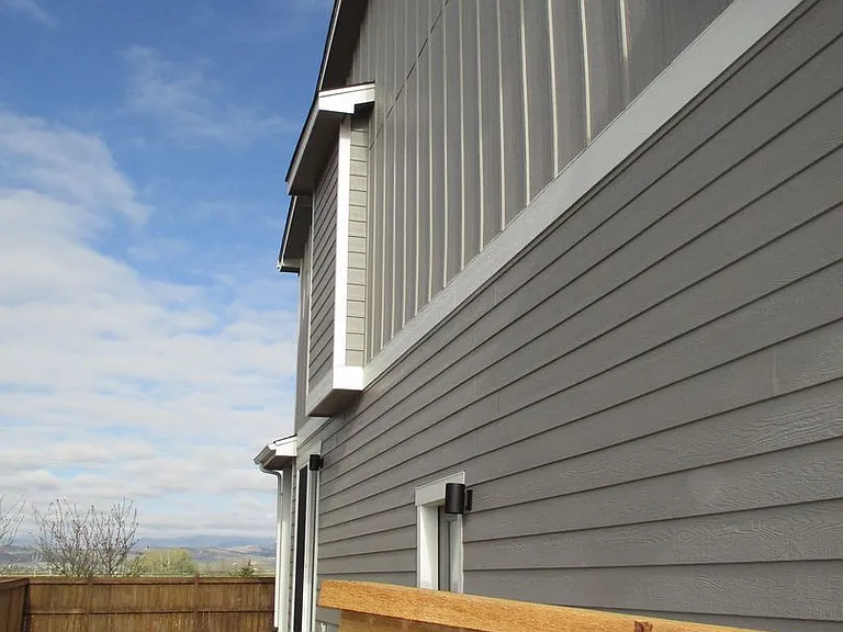 513 Hillsview Dr — Photo 2