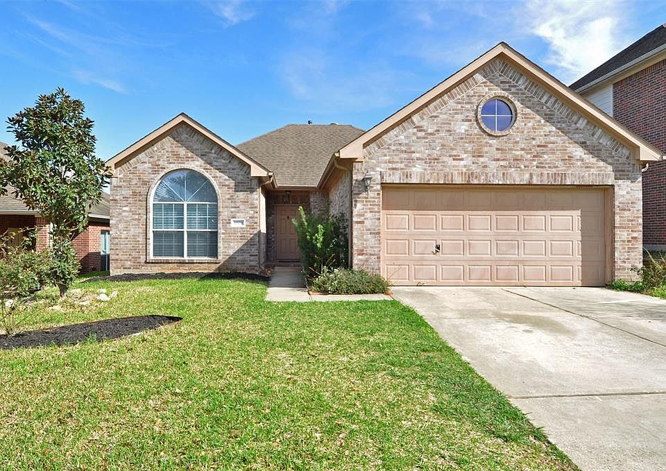 1st image of 2308 Highland Crossing Dr