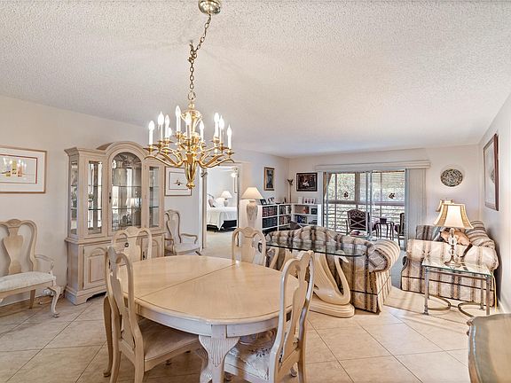 4th image of 1503 Cayman Way #L4