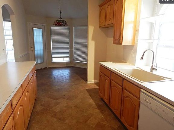 2nd image of 5009 Coral Creek Dr