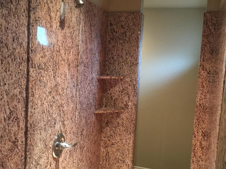 Large MAIN shower