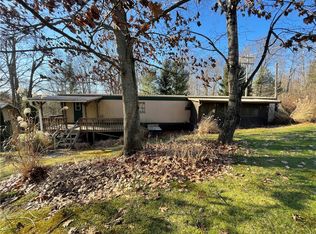 24792 Lakeview Dr, Union City, PA 16438