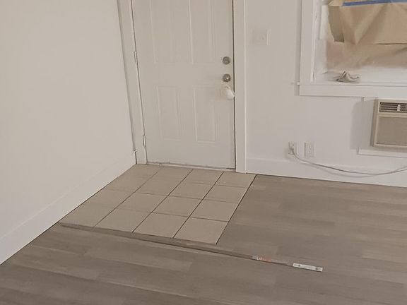 2nd image of 1535 Orlando Way