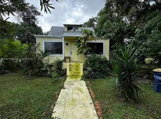 3001 Avenue B, Fort Pierce, FL 34947