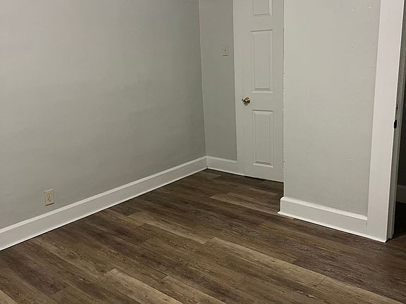 5th image of 1527 Villa Ave
