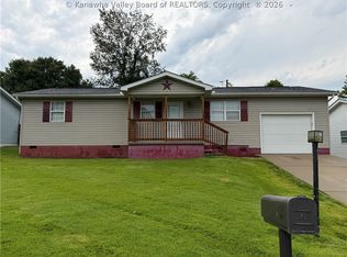8 Russell Ct, Culloden, WV 25510