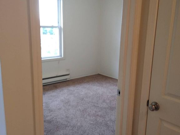 4th image of 15800 Central Ave APT F