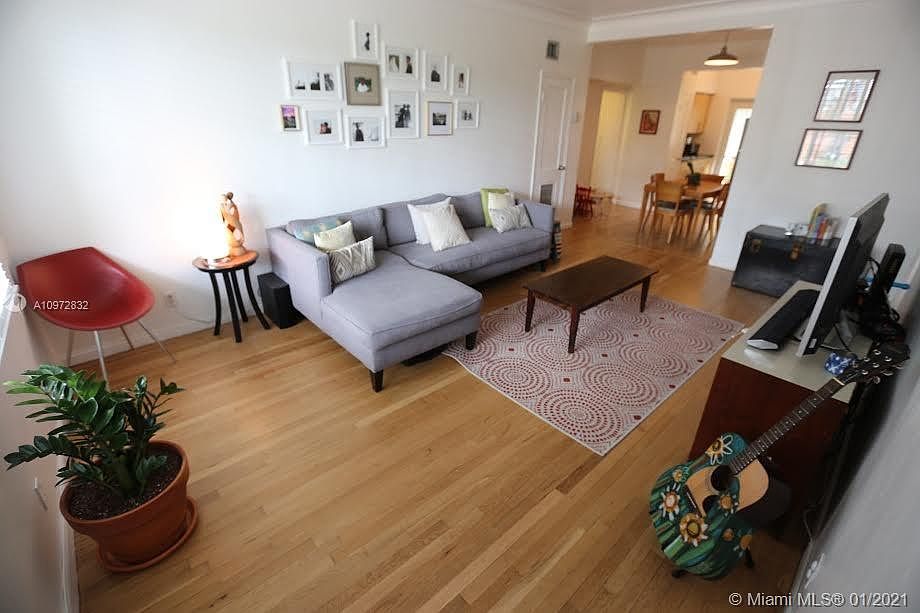 1st image of 840 Lenox Ave APT 10