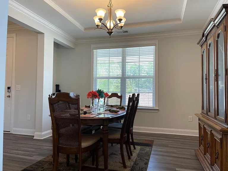 2975 Farmhouse Dr — Photo 3