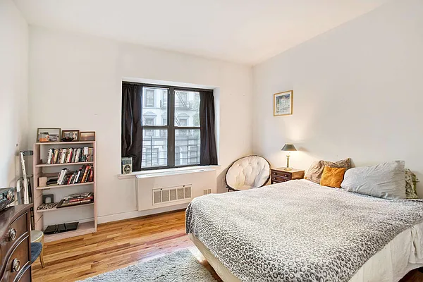 Sold by Compass | media 4