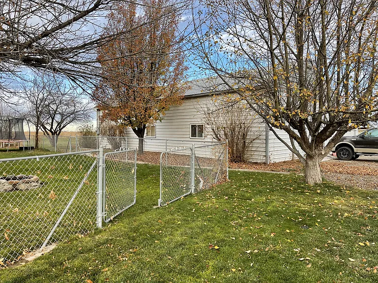 23315 Kimberly Rd #B — Photo 14