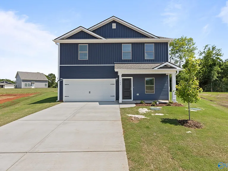 102 Border Collie Dr — Photo 1