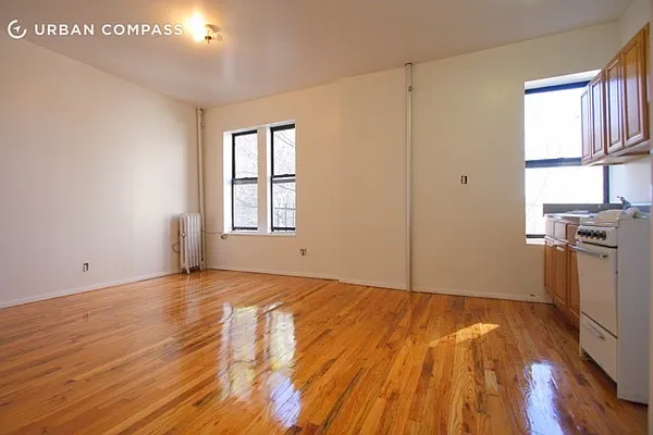 Rented by Compass | media 18