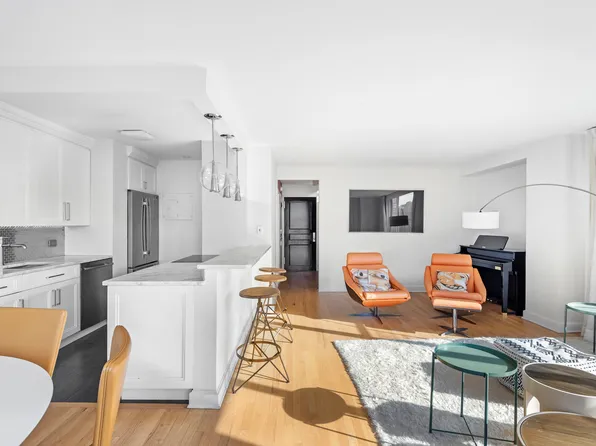 137 East 36th Street image 7 of 18