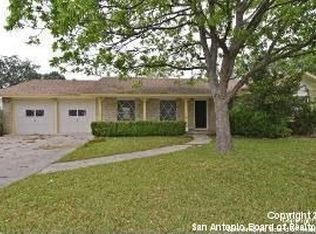 5731 Cary Grant Dr, San Antonio, TX 78240