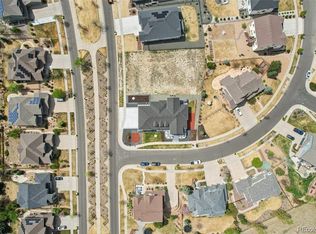 8069 S Blackstone Pkwy, Aurora, CO 80016