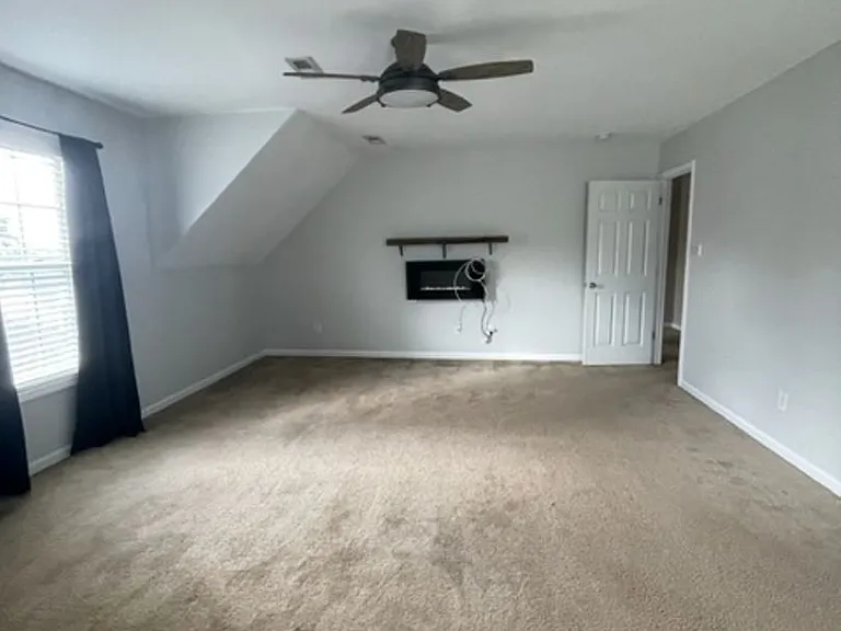 4903 Falling Star Ln — Photo 15