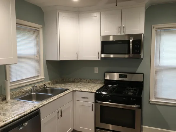 2602 Greenup Rd, Louisville, KY 40217