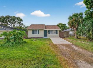 6085 7th St, Vero Beach, FL 32968