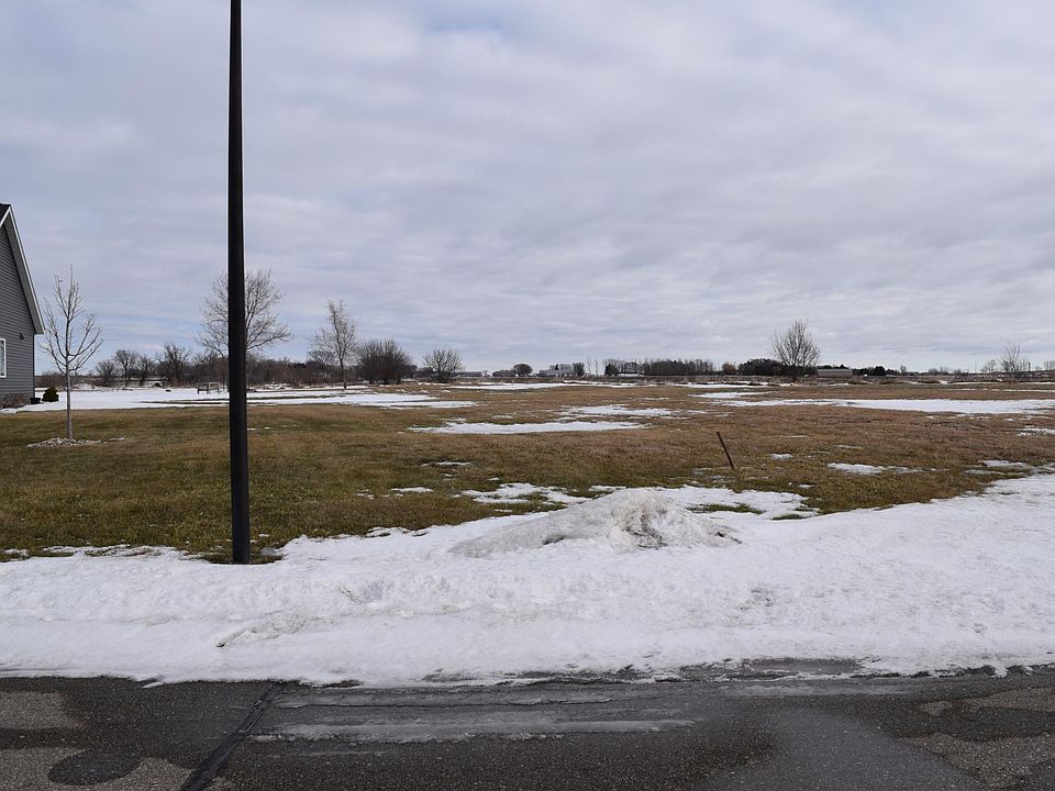 1st image of 1904 Shady Ln NE