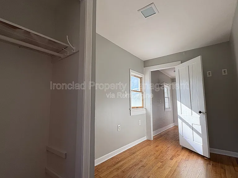 548 Main St #2 — Photo 14
