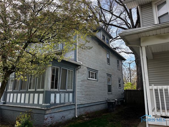1061 Lincoln Ave, Toledo, OH 43607