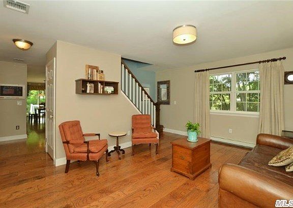 4th image of 31 Kelsey Ave