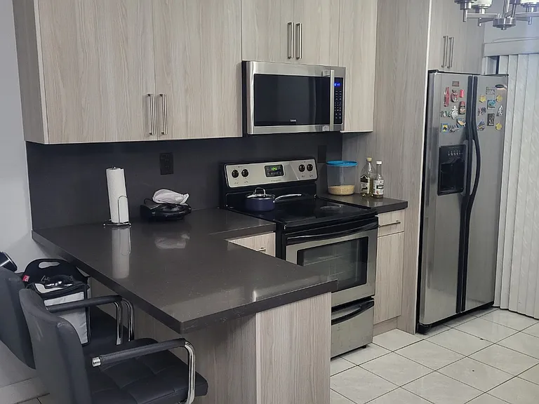 2735 W 61st St #104 — Photo 3