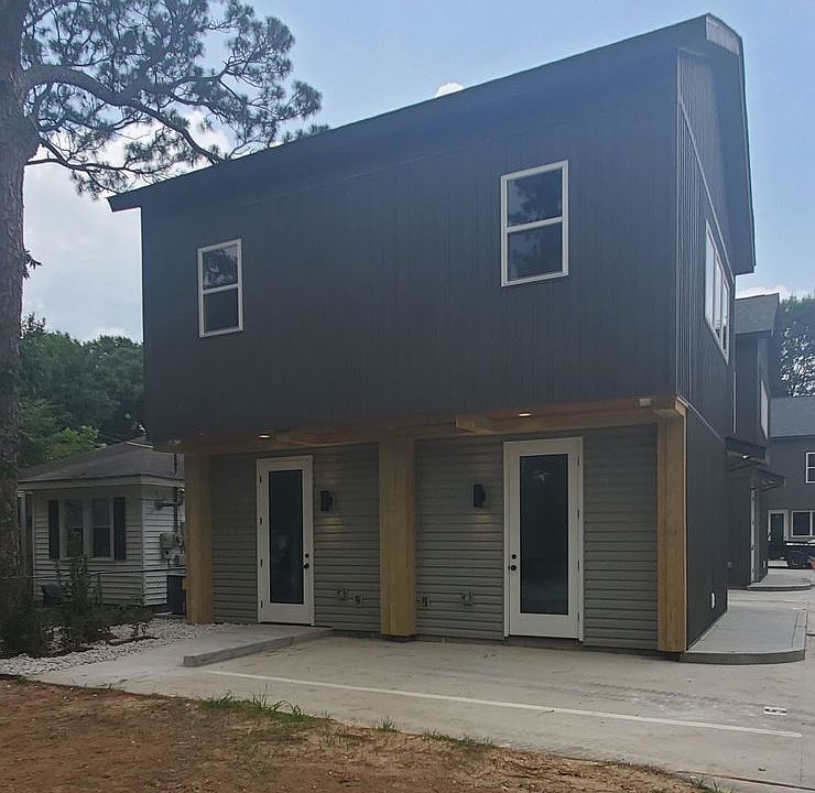 1st image of 305 Ella St Unit 6