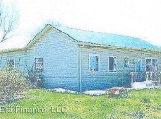 400 Pacific St, Chamois, MO 65024