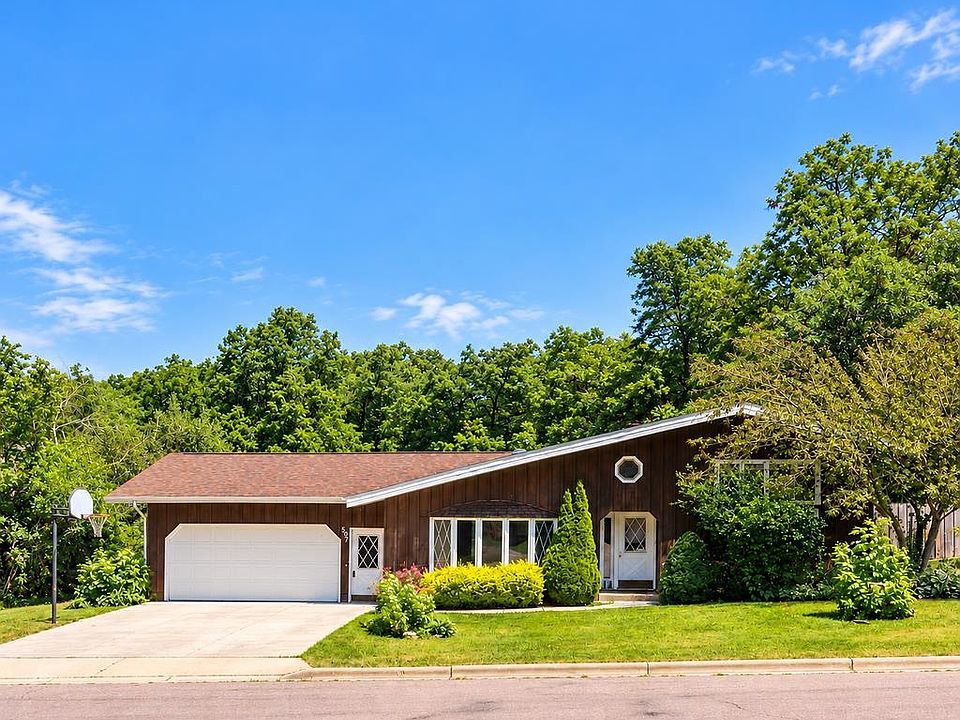1st image of 507 Park View Dr