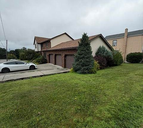 4th image of 421 Campbell St